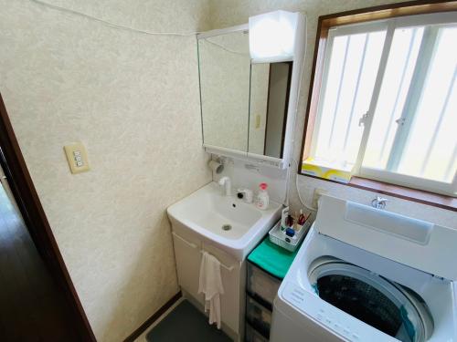 Image 7